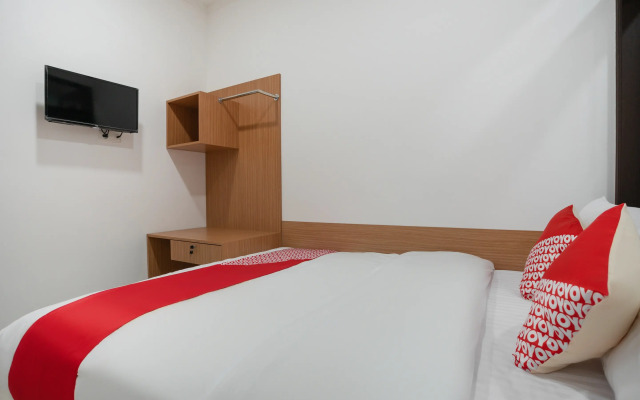 Super OYO 3209 Hegarbudhi Residence