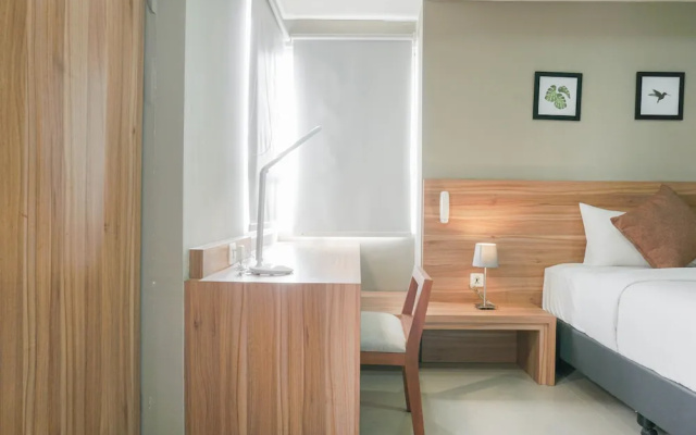 Minimalist And Cozy Stay 1Br Apartment At Mustika Golf Residence – Guest Rooms – Cikarang