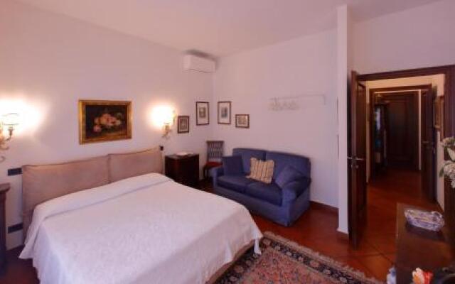 BB Domus Sirmione