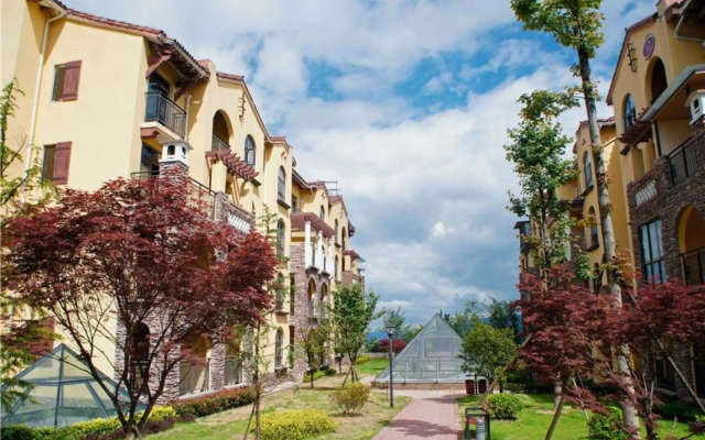 Yunjing Holiday Hotel