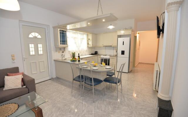 Nina s Apt in Ialysos Near the Beach