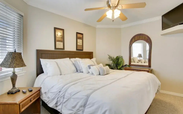 Seascape 2221 1 Bedroom Condo by RedAwning