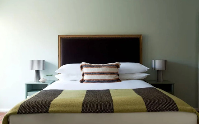 Notting Hill Mews House Sleeps 8