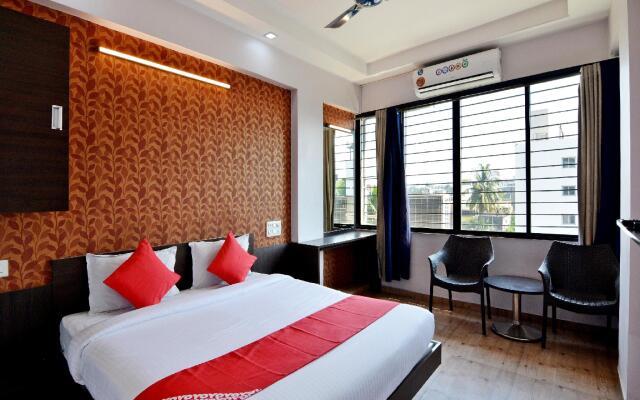 OYO Flagship 22643 Hotel Majestic Deluxe Lodging