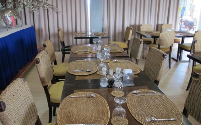 San Remigio Pensionne Suites