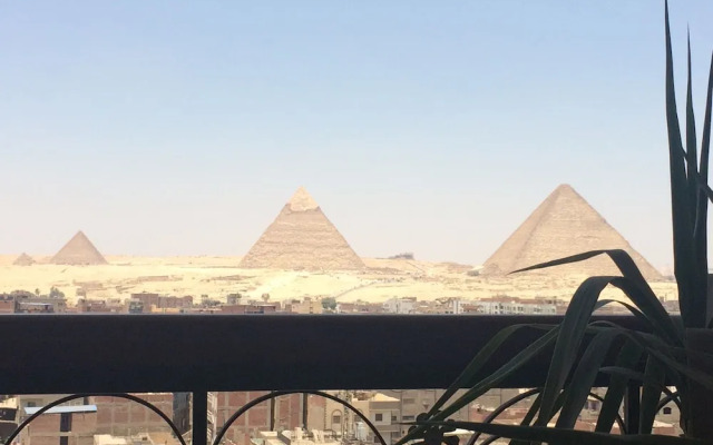 Giza Pyramids View Guest House