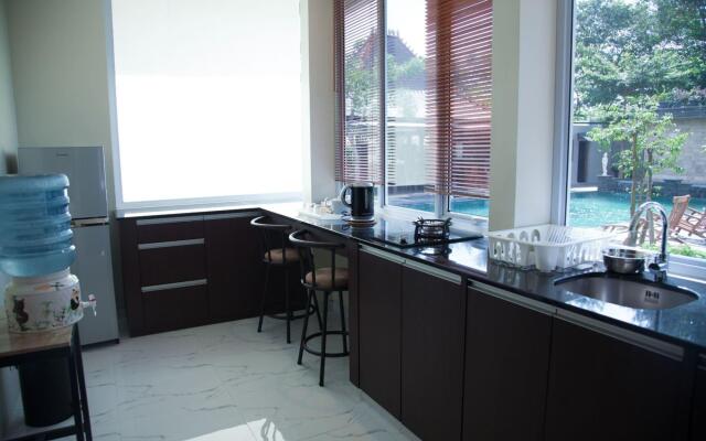 Alinson Boutique Resident Batam