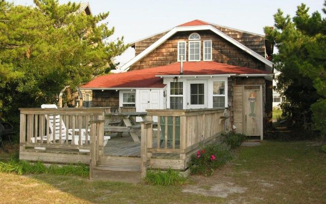 Sassafras House 104 Oceanview by Long & Foster