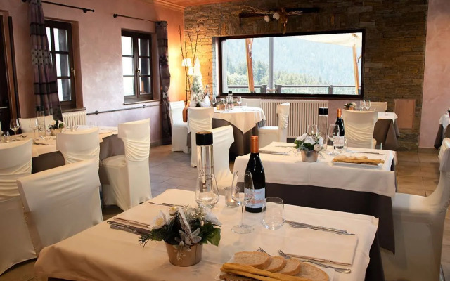 Maison Cly Hotel & Restaurant