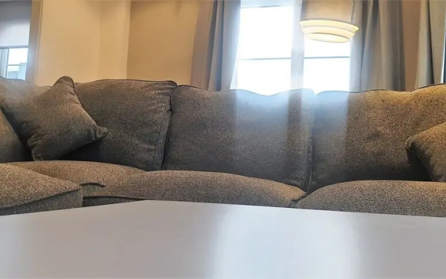 Piccadilly wharf suite