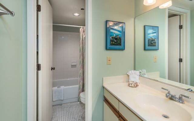 Hodnett Cooper's Beach Club