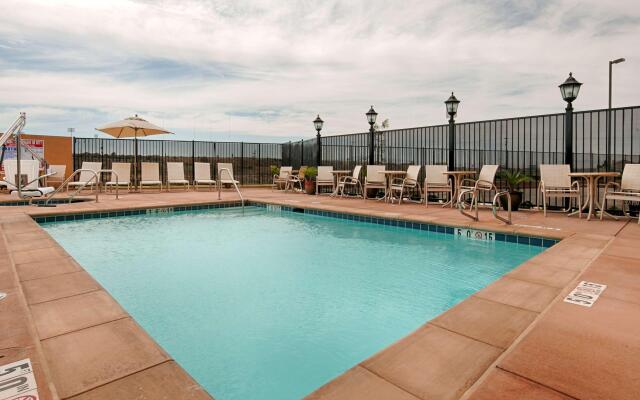 Wyndham Garden Lancaster CA