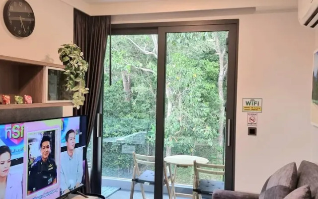 A504-penthouse Forest View 1br1bathnice Bath Tub