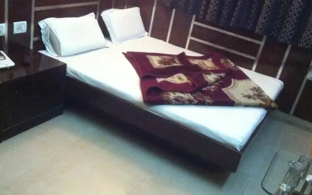 Hotel Delhi Darshan Dx