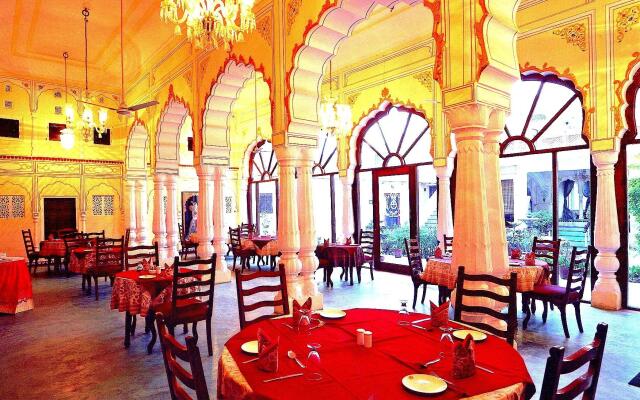 Karnot Mahal