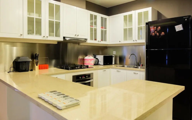 Luxurious 3br Senopati Suites Apartment Near Scbd