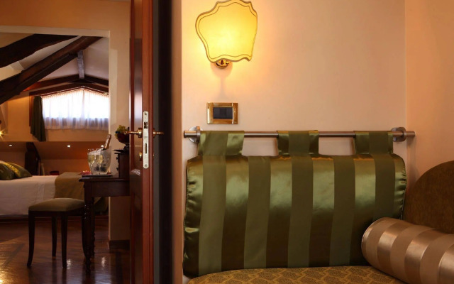 Pensione Accademia - Villa Maravege