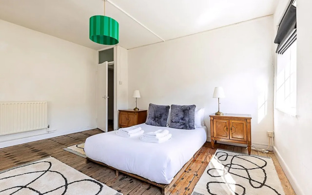 Sich - Warm & Inviting Flat by Liverpool Street