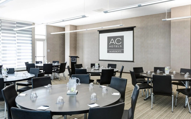 AC Hotel by Marriott National Harbor Washington, D.C. Area