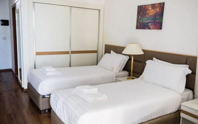 Chateau Linza Resort Hotel