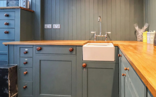 Aster Cottage