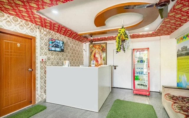 iROOMZ Hotel Mouli Grand