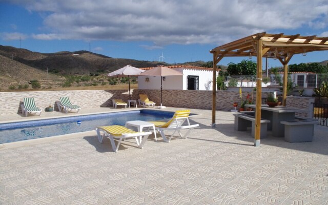 Casa Leonora