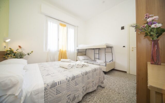 Eliseo Budget Hotel