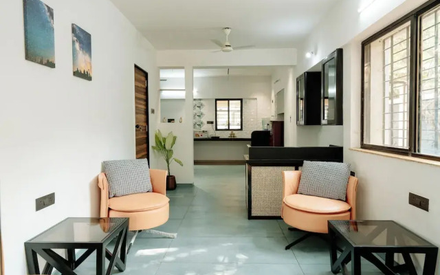 Hotel Lotus Guest House