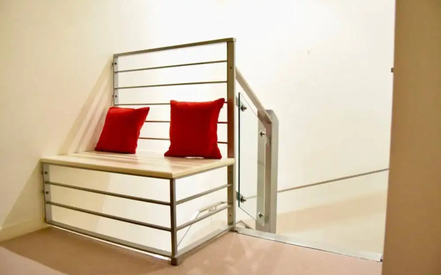 Cosy 1 Bedroom Flat in Chelsea Off Kings Road