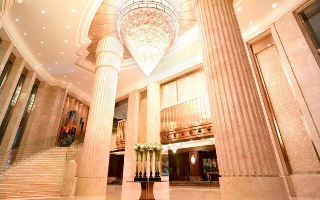 Optics Valley Kingdom Plaza Hotel