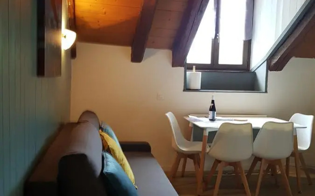 Studio Duplex Place de la Grenette
