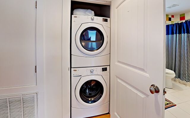 Station Street - 4 Br Townhouse