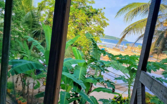 Scorpion Hill Lodge - Hostel