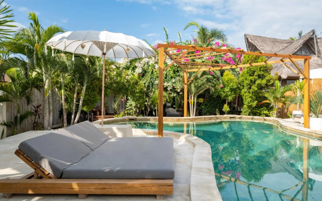 Gili Teak Resort