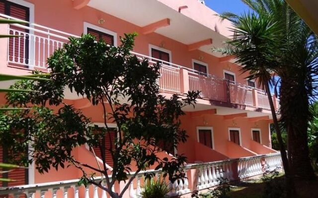 Valentinos Apartments