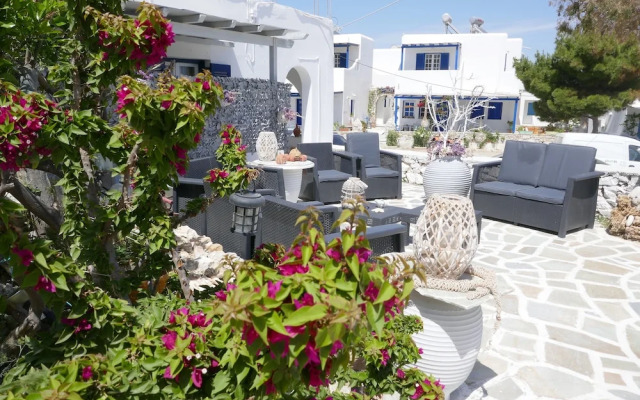 Stavros Studios