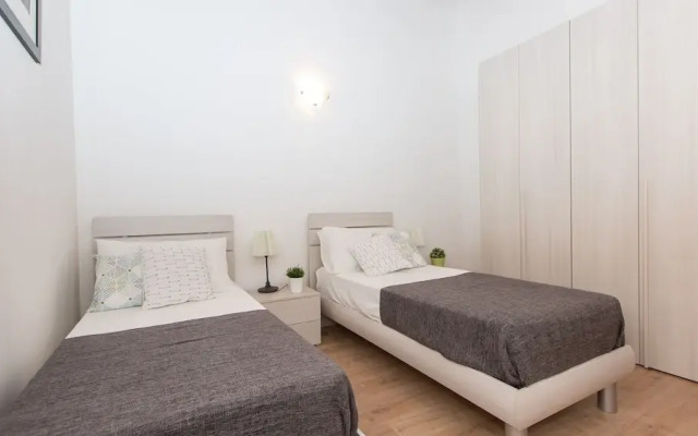 Rental In Rome Rosselli Palace Deluxe 3 Apartment