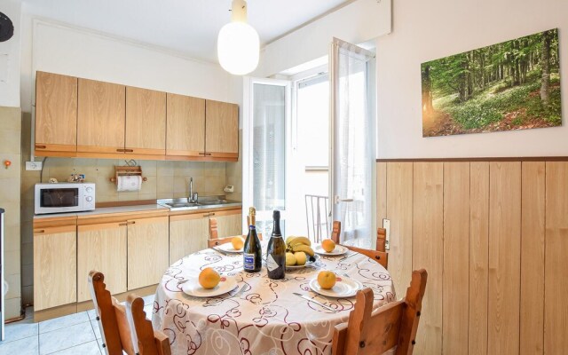 Stunning Apartment in Avio With 2 Bedrooms