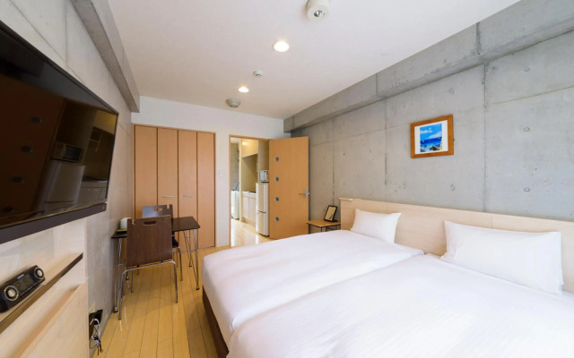 Naha-West Inn