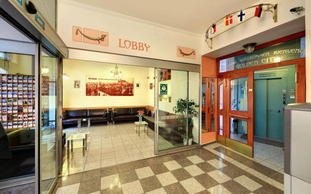 Hotel Golden City Garni
