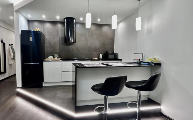 Апартаменты на улице Кубанская Набережная 33