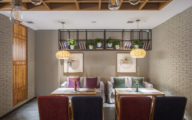 Qianna Hotel Xinxiang