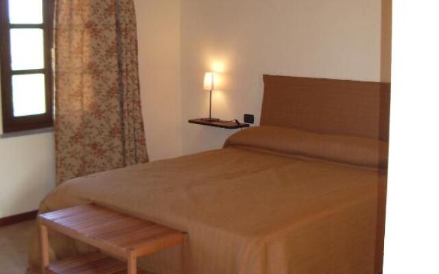 B&B Cascina Gaione Via Gallina,18b 12052 Neive cn