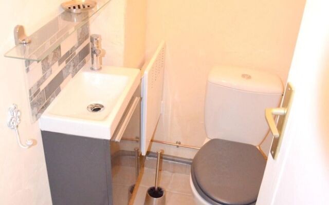 House With 3 Bedrooms in Le Blanc, With Enclosed Garden and Wifi