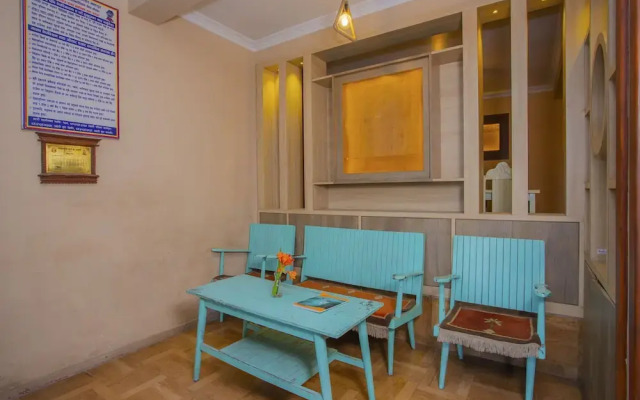 OYO 302 Hotel Classic