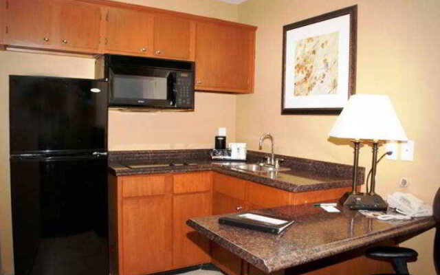 Red Lion Inn And Suites