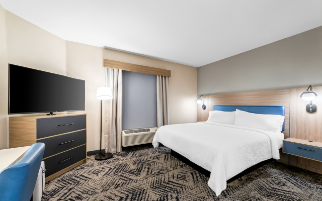Candlewood Suites VICTORIA by IHG