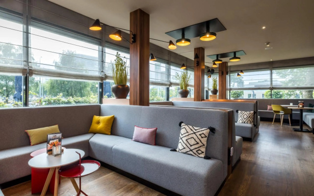 Holiday Inn Eindhoven Centre by IHG