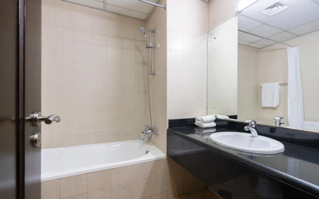 Lux BnB 1BD Discovery Gardens